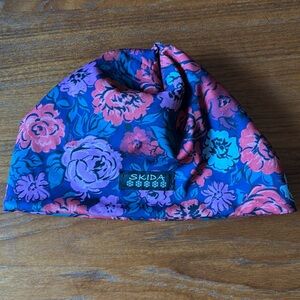 Skida Alpine hat- great condition